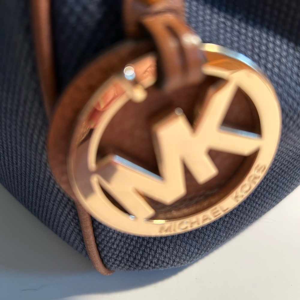 Michael Kors Brand New Bag Navy Blue and Tan - Picture 3 of 10
